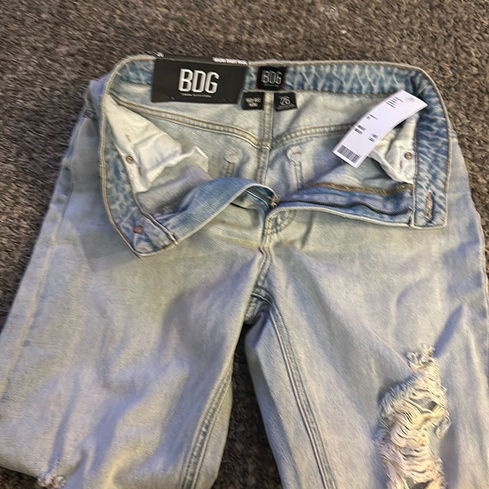 BDG jeans- high rise Mom